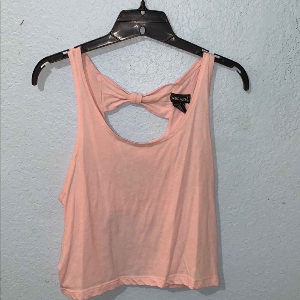 pink kinda crop top